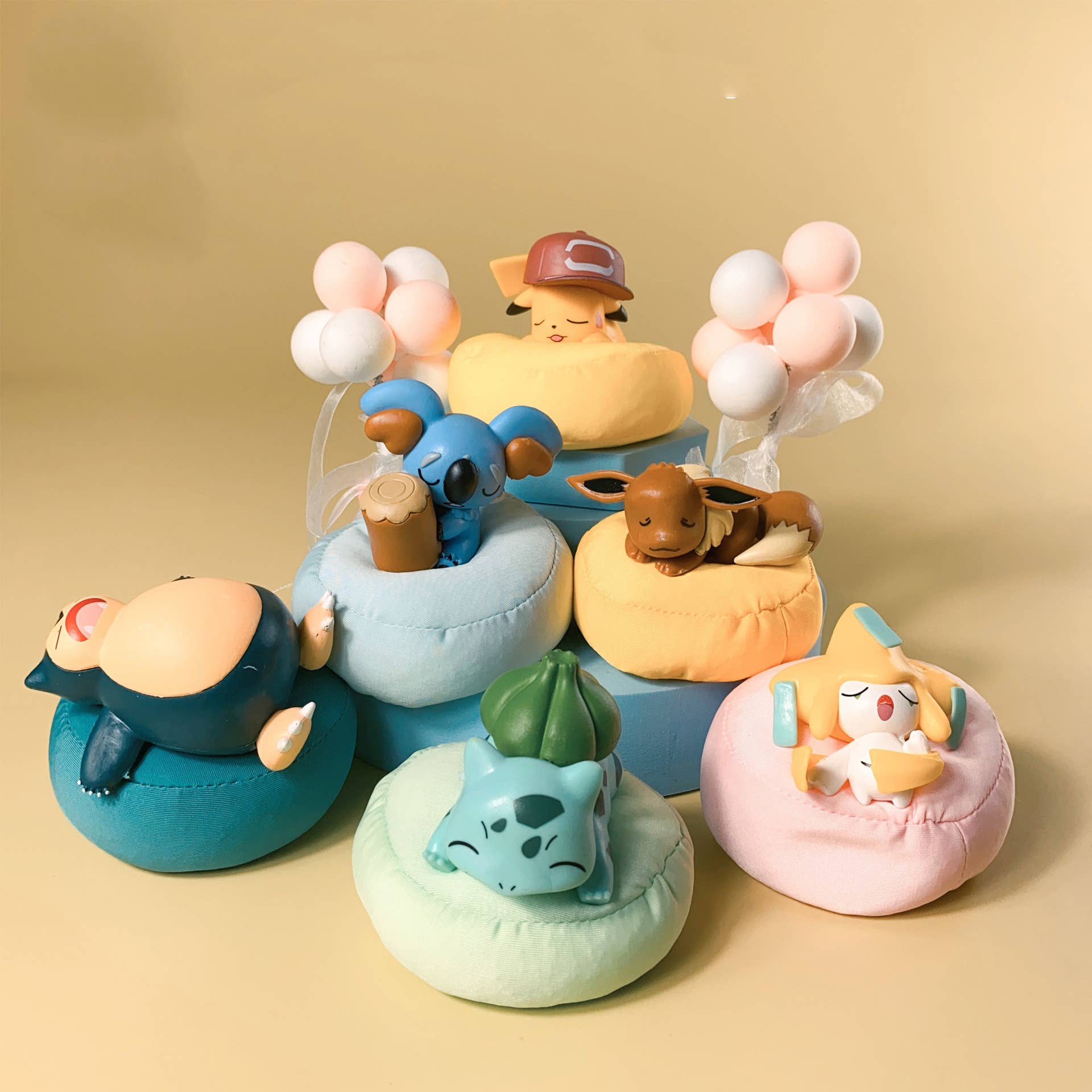 Pokémon Figurines Ornament Blind Box-6unit: Costume Pikachu (Generation 1) - Image 9